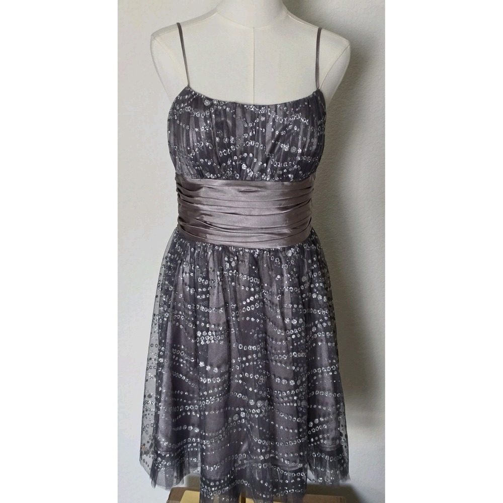 VTG Y2K Morgan & Co. Gray Sequin and Satin Strapless Party Prom Dress Size 9/10